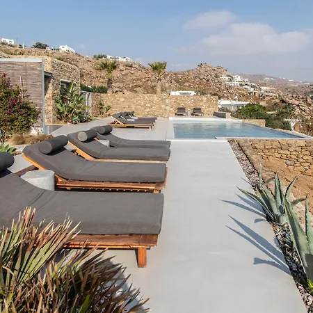 Nimbus My Aktis ホテル 3*